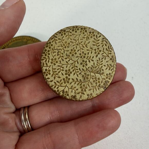 Vintage Elegant Gold Compact Mirror Pressed Powder Mini Pill Box Metal Embossed - Picture 11 of 14